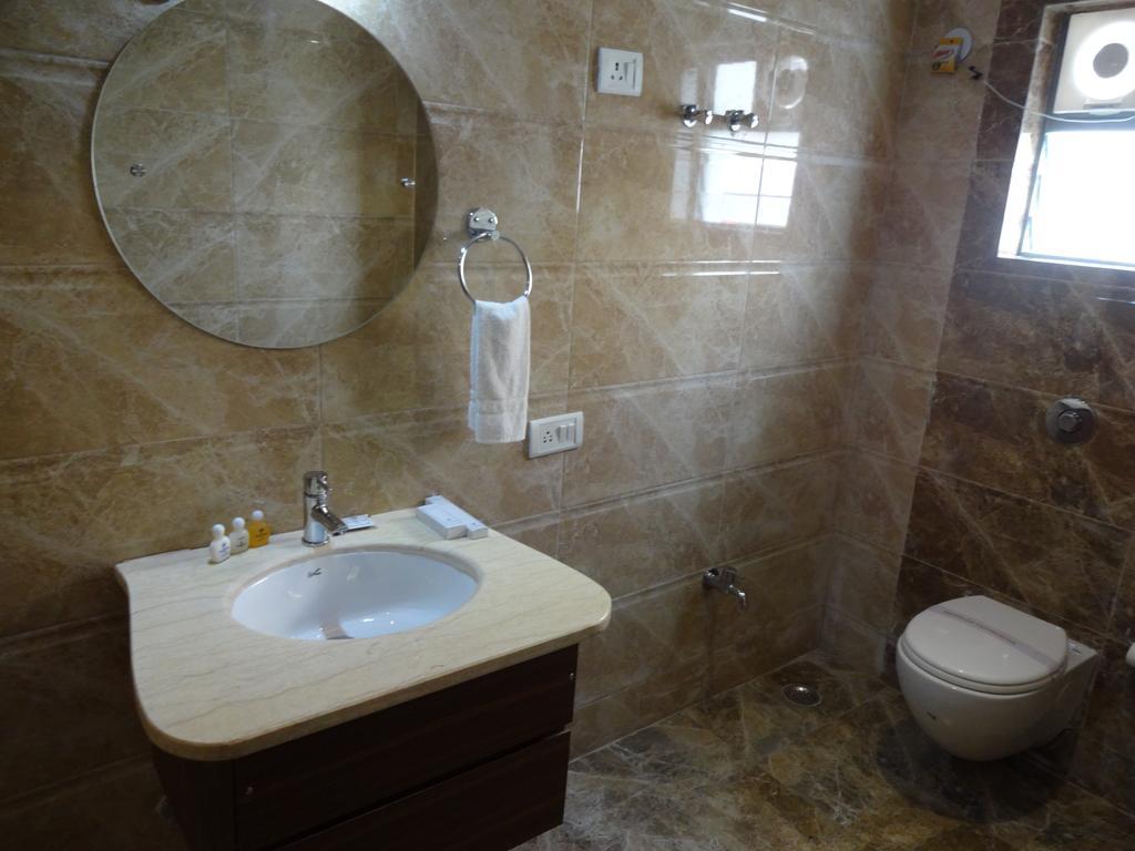 Fabhotel Shivani International Ranchi Zimmer foto